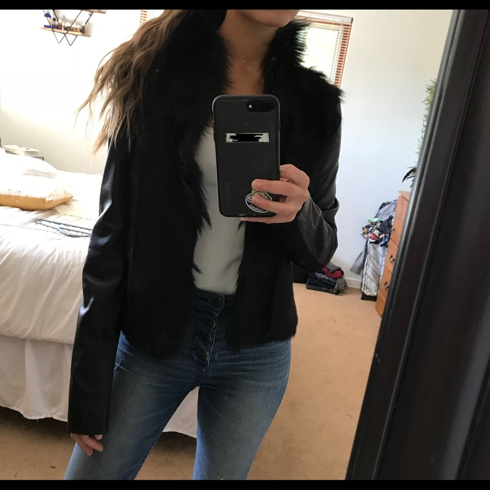 Lamarque Collection Fur Jacket w. Leather Sleeves